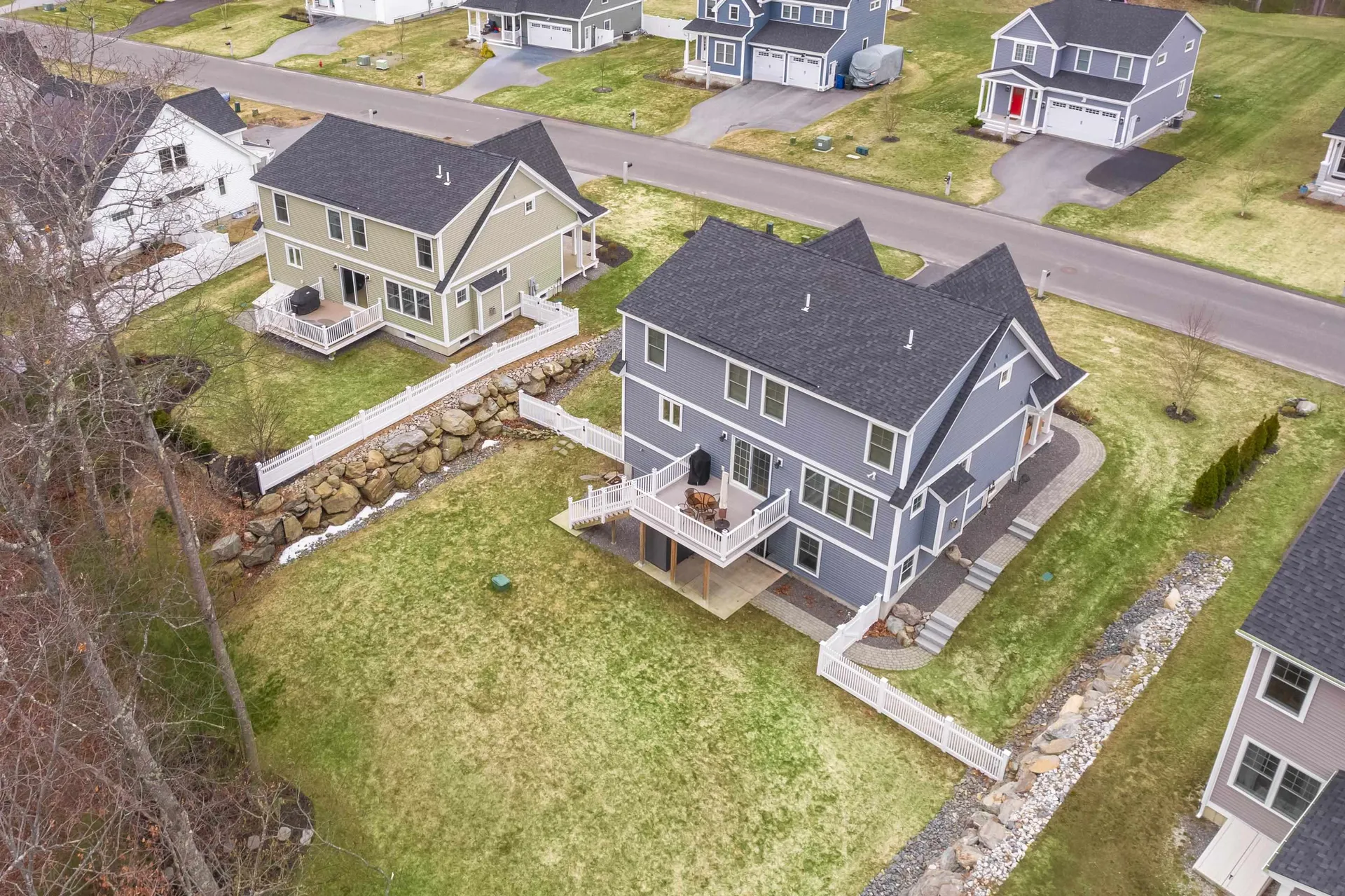 13 Clover Lane Londonderry NH 03053