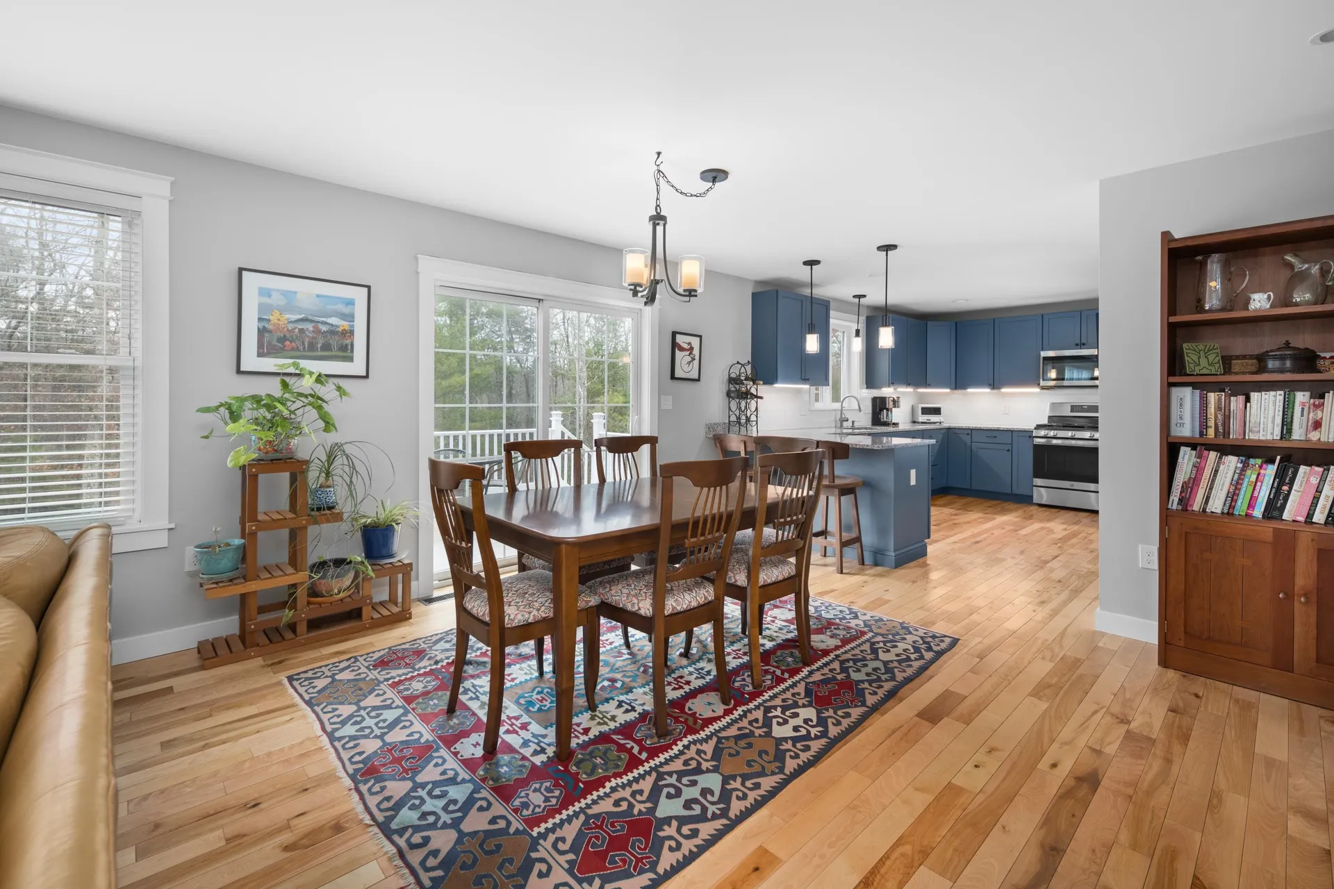 13 Clover Lane Londonderry NH 03053