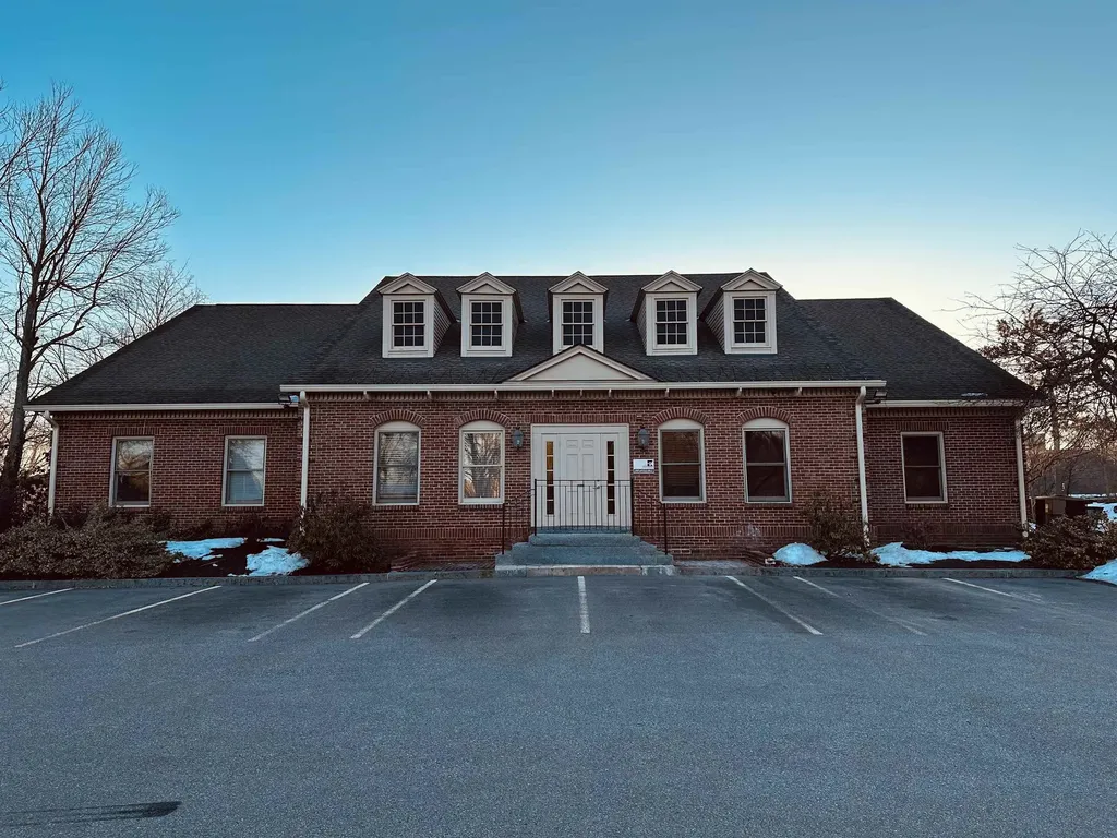 116 South River Road Bedford NH 03110