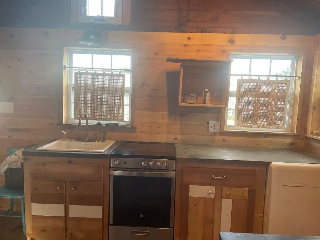 12 Smith Avenue Hampton NH 03842