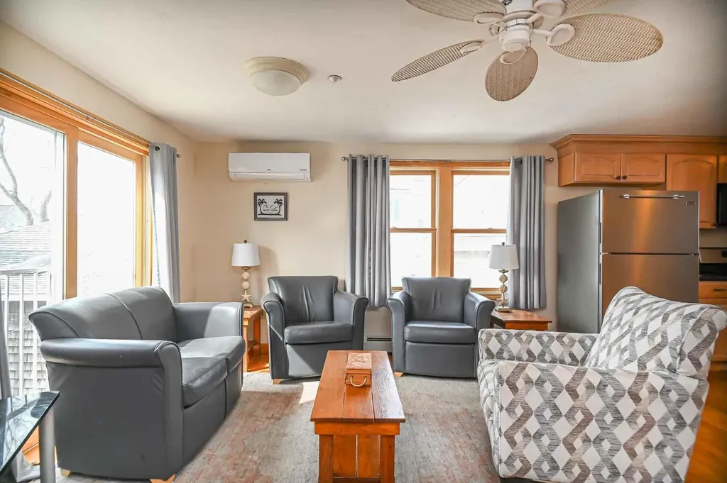 14-16 Dover Avenue Hampton NH 03842
