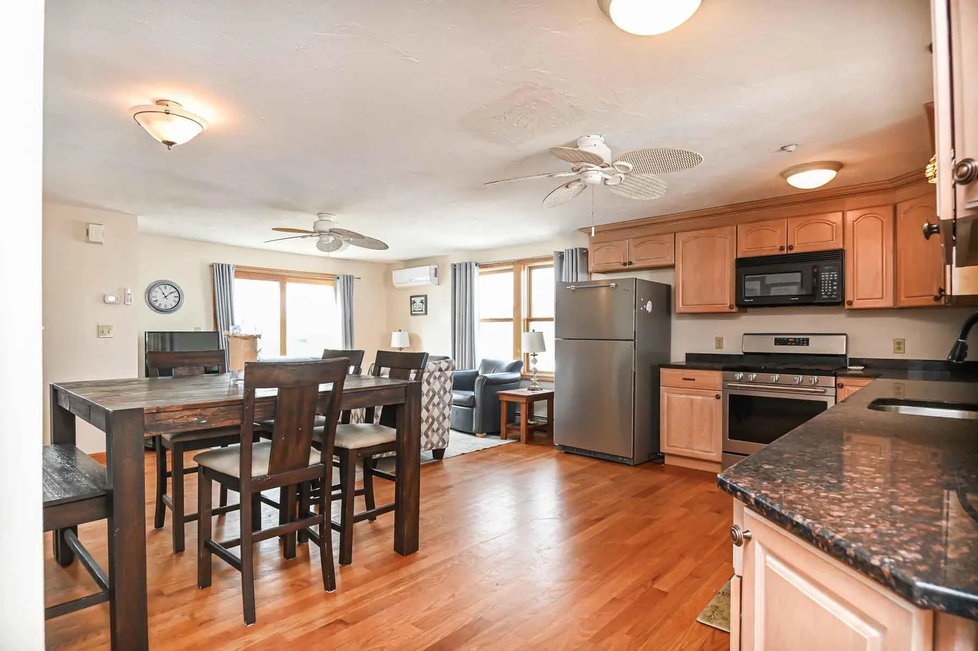 14-16 Dover Avenue Hampton NH 03842