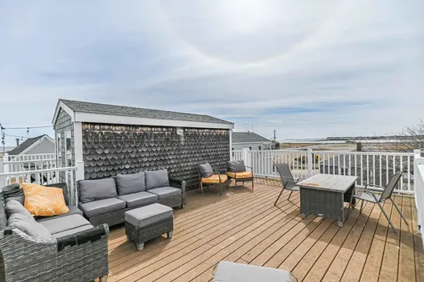 14-16 Dover Avenue Hampton NH 03842