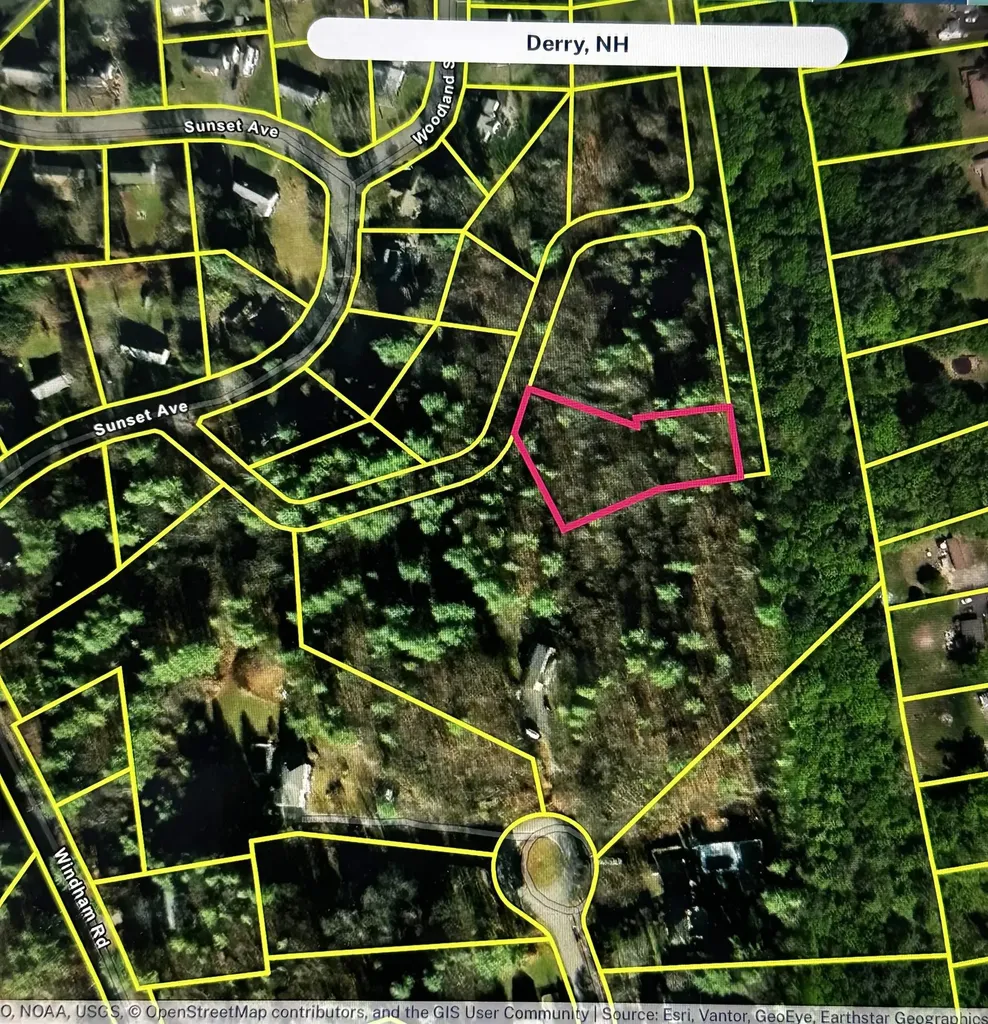 17 Tyler Road Derry NH 03038