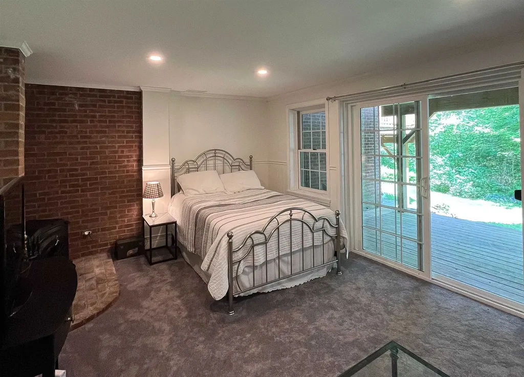 57 Townhouse Way Woodstock VT 05091