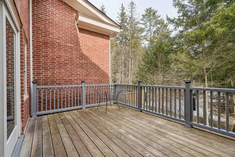 57 Townhouse Way Woodstock VT 05091