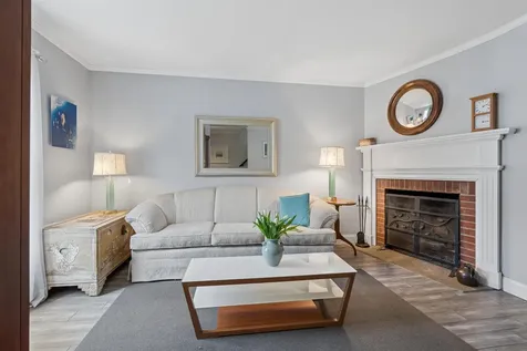 57 Townhouse Way Woodstock VT 05091