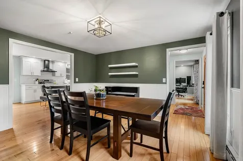 2 Sara Beth Lane Londonderry NH 03053