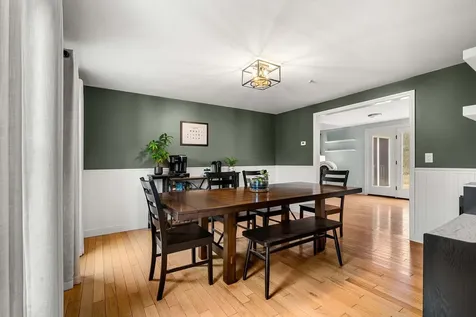2 Sara Beth Lane Londonderry NH 03053