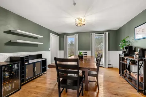 2 Sara Beth Lane Londonderry NH 03053
