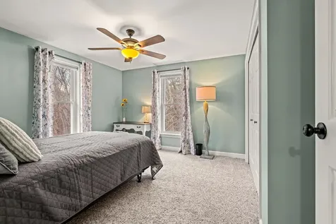 2 Sara Beth Lane Londonderry NH 03053