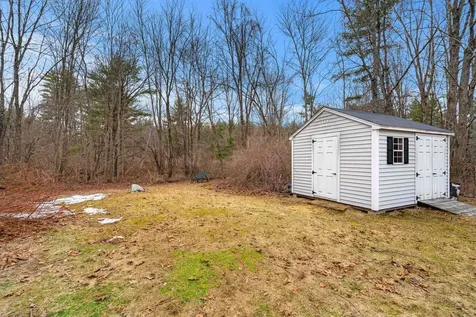 2 Sara Beth Lane Londonderry NH 03053