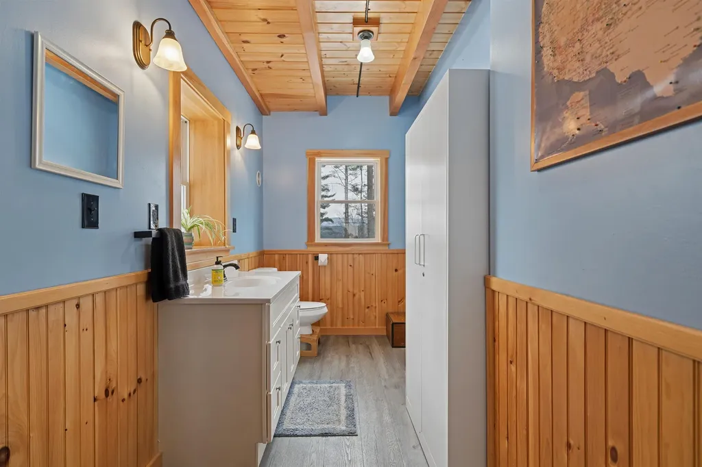 483 North Pleasant Street Bradford VT 05033