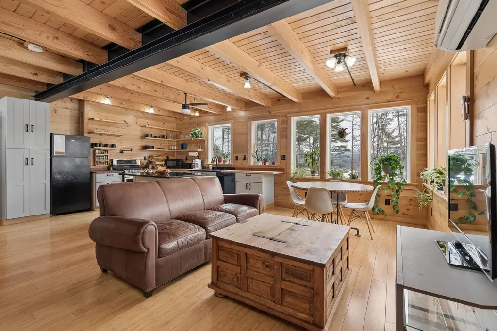 483 North Pleasant Street Bradford VT 05033