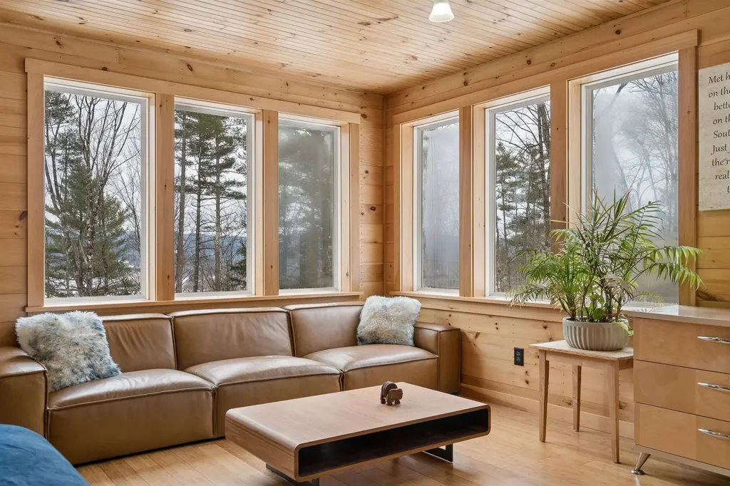 483 North Pleasant Street Bradford VT 05033