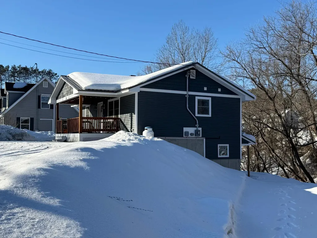 256 York Street Lyndon VT 05849