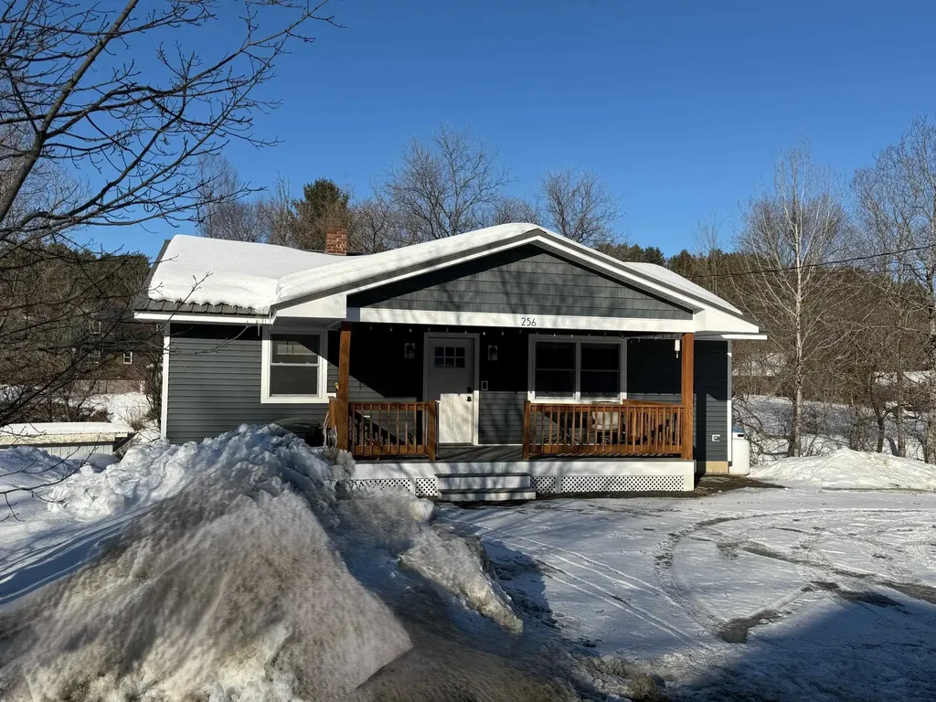 256 York Street Lyndon VT 05849