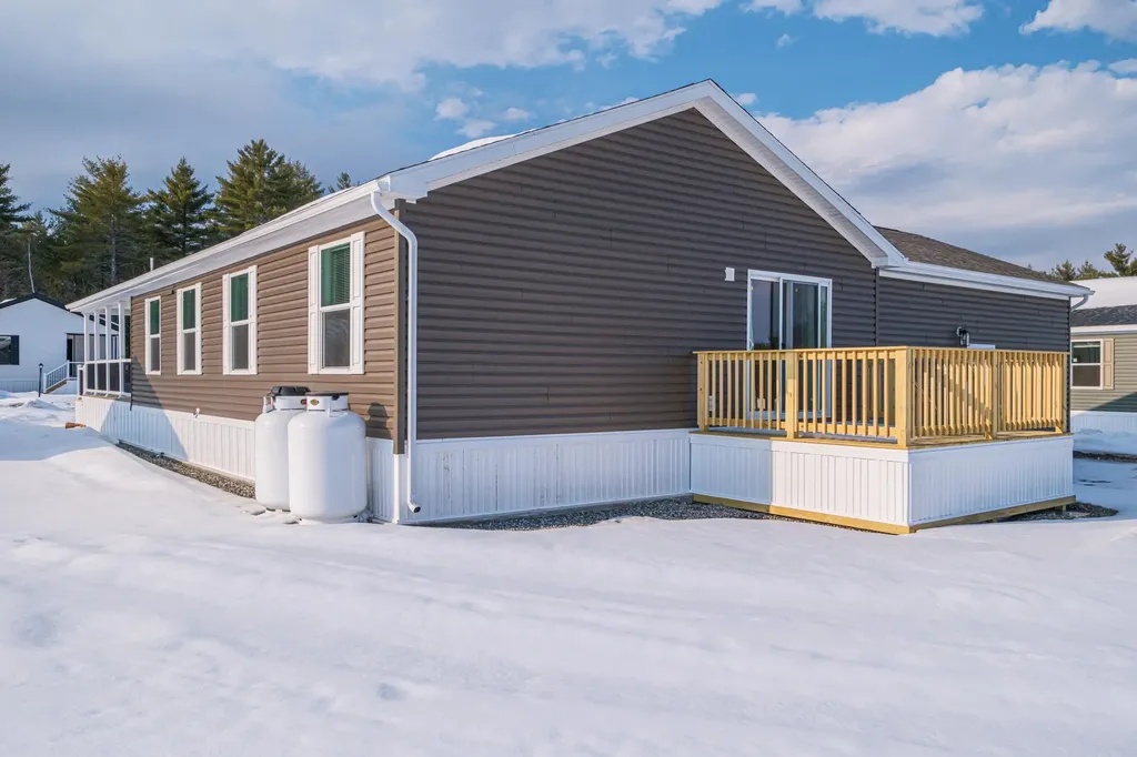 70 Diamondback Drive Rochester NH 03868