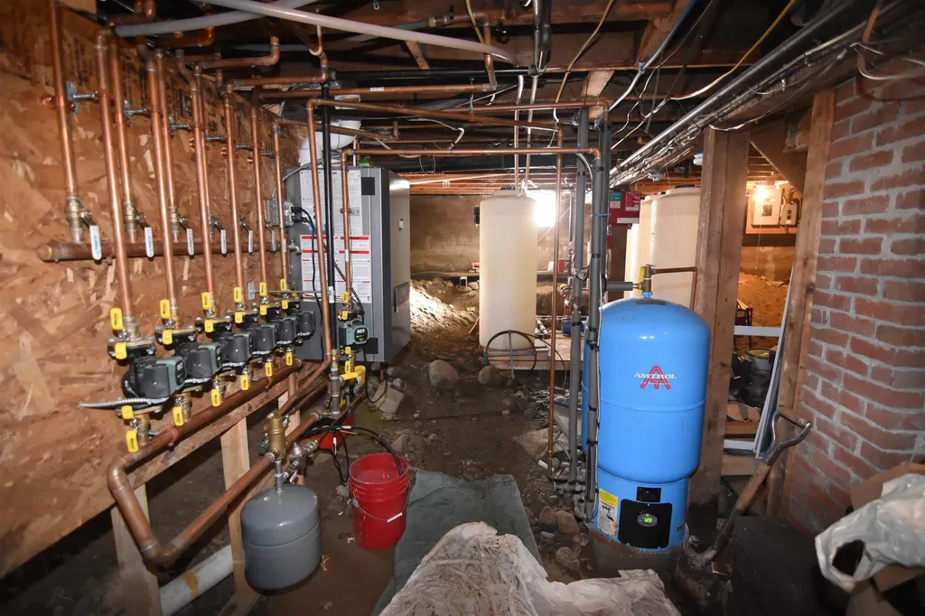 919 Vermont Route 100 Hancock VT 05748