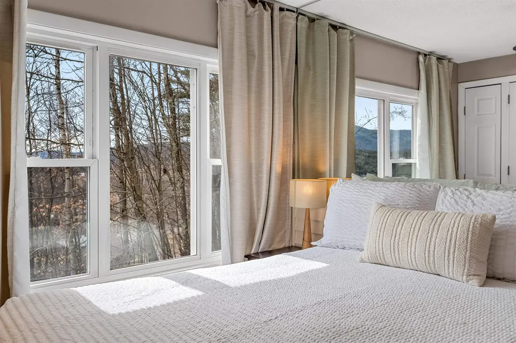 220 Mountainside Drive Stowe VT 05672