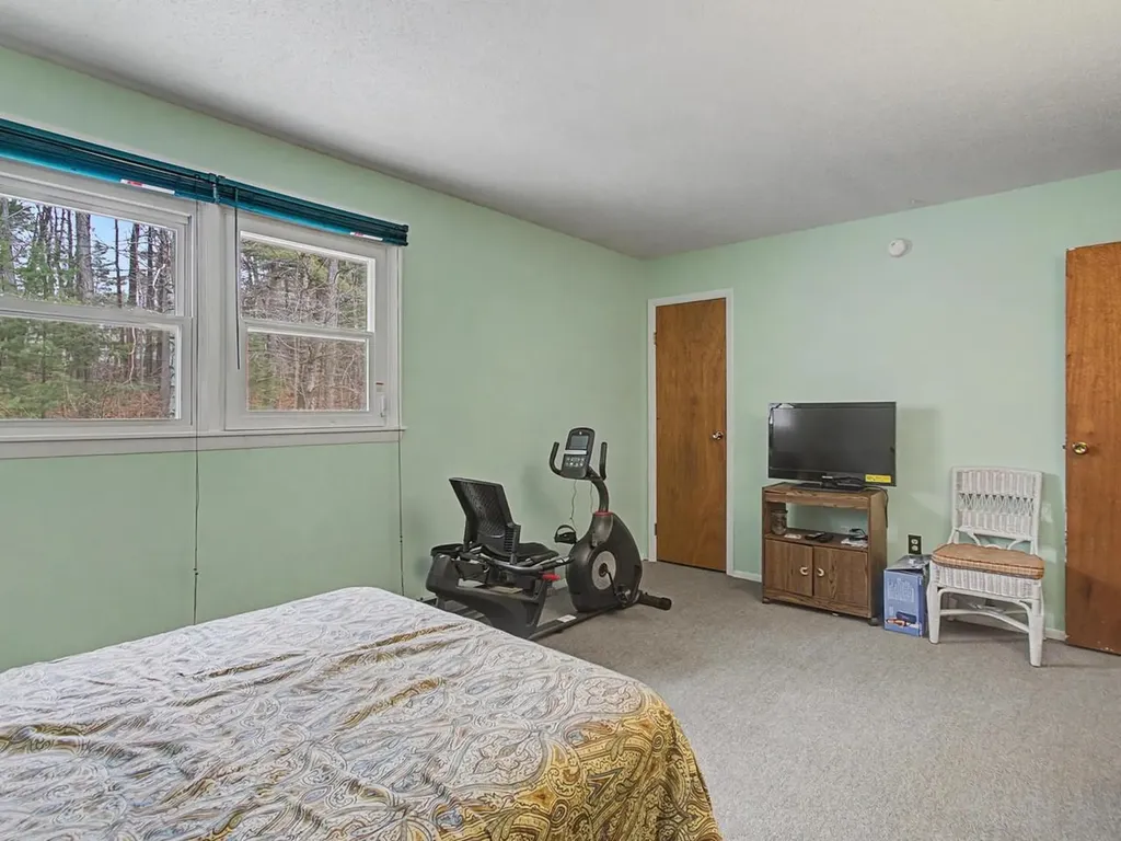 86 Pinecrest Drive Essex VT 05452