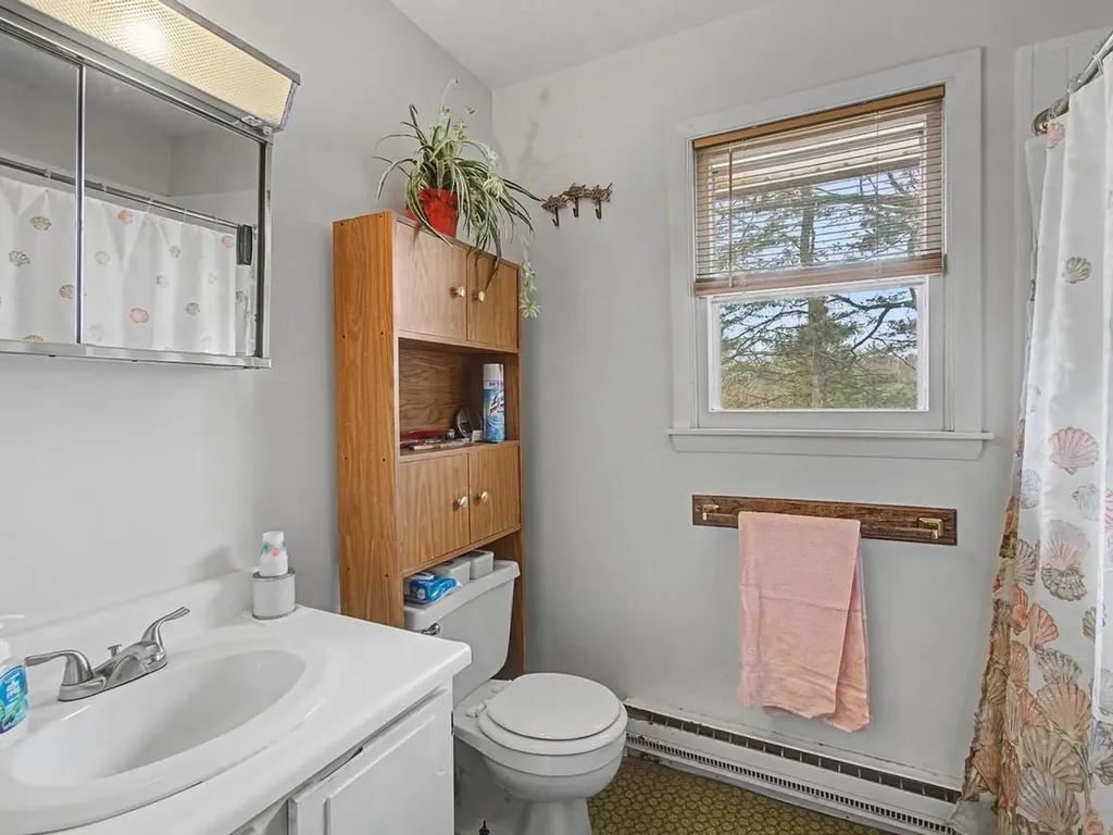 86 Pinecrest Drive Essex VT 05452