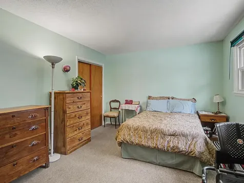 86 Pinecrest Drive Essex VT 05452