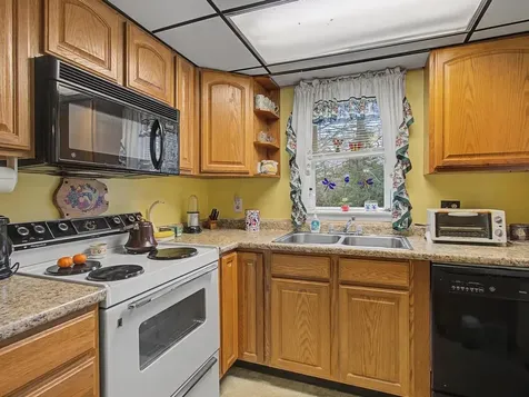 86 Pinecrest Drive Essex VT 05452