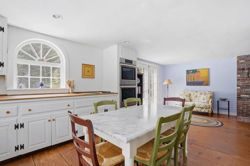 75 Clark Mill Road Weare NH 03281