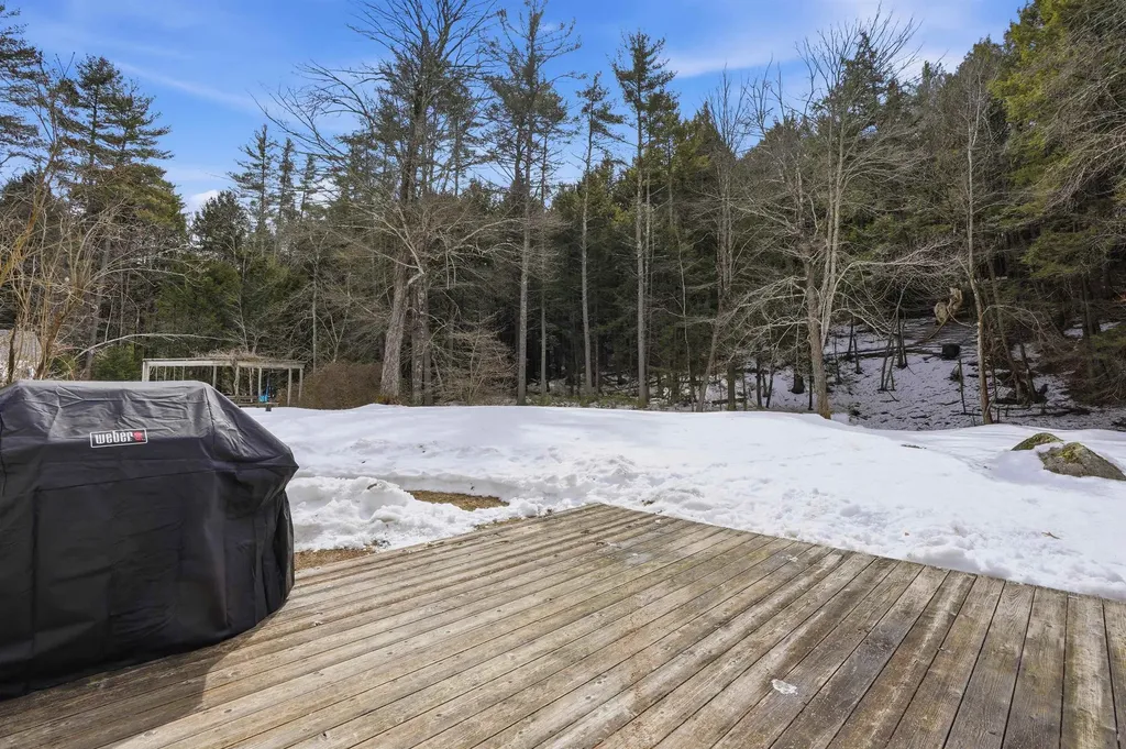 75 Clark Mill Road Weare NH 03281