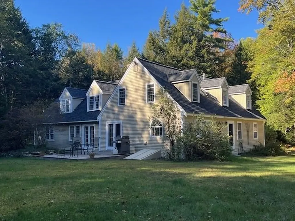 75 Clark Mill Road Weare NH 03281