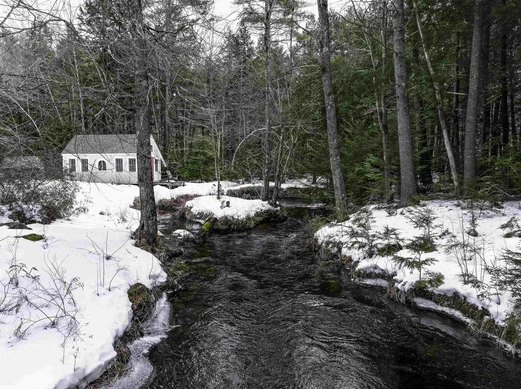 75 Clark Mill Road Weare NH 03281