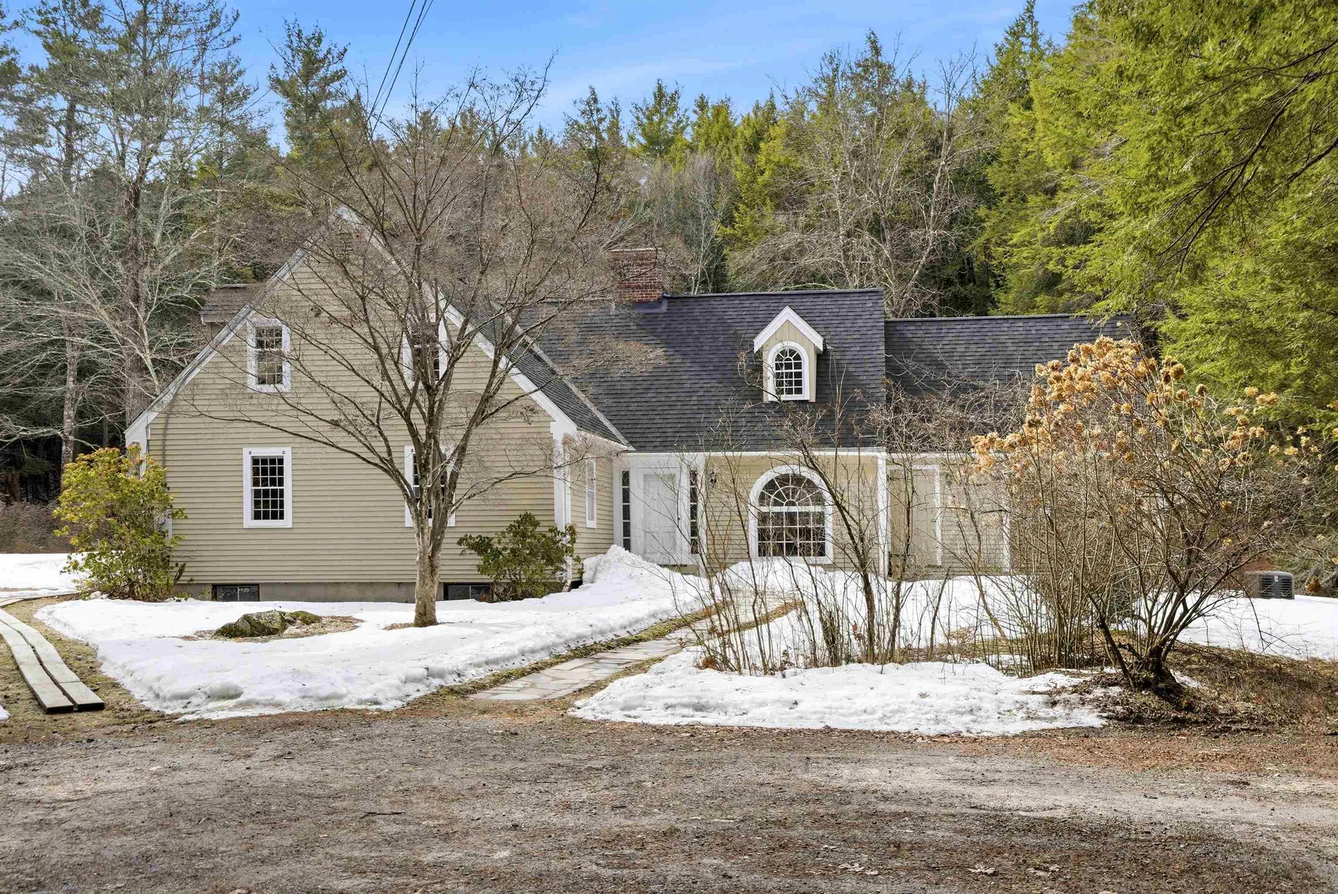 75 Clark Mill Road Weare NH 03281