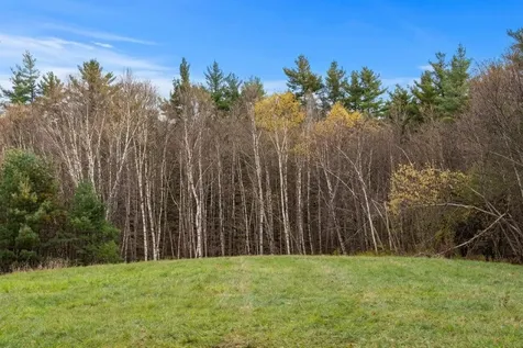 8A Stonegate Farm Road Temple NH 03084