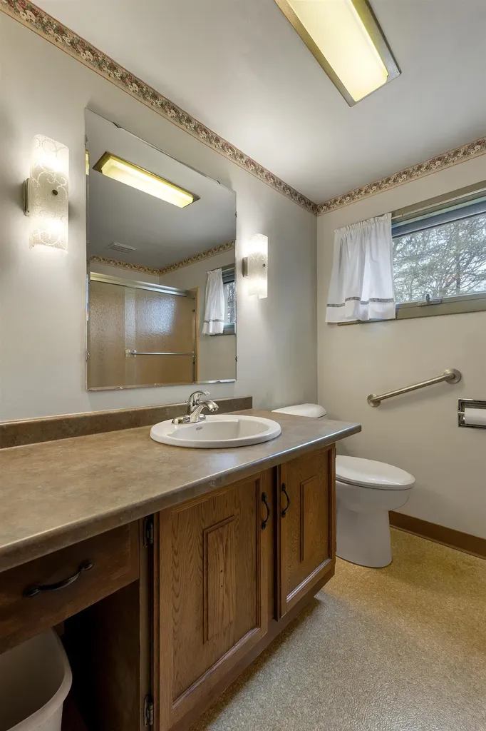 136 George Street Keene NH 03431