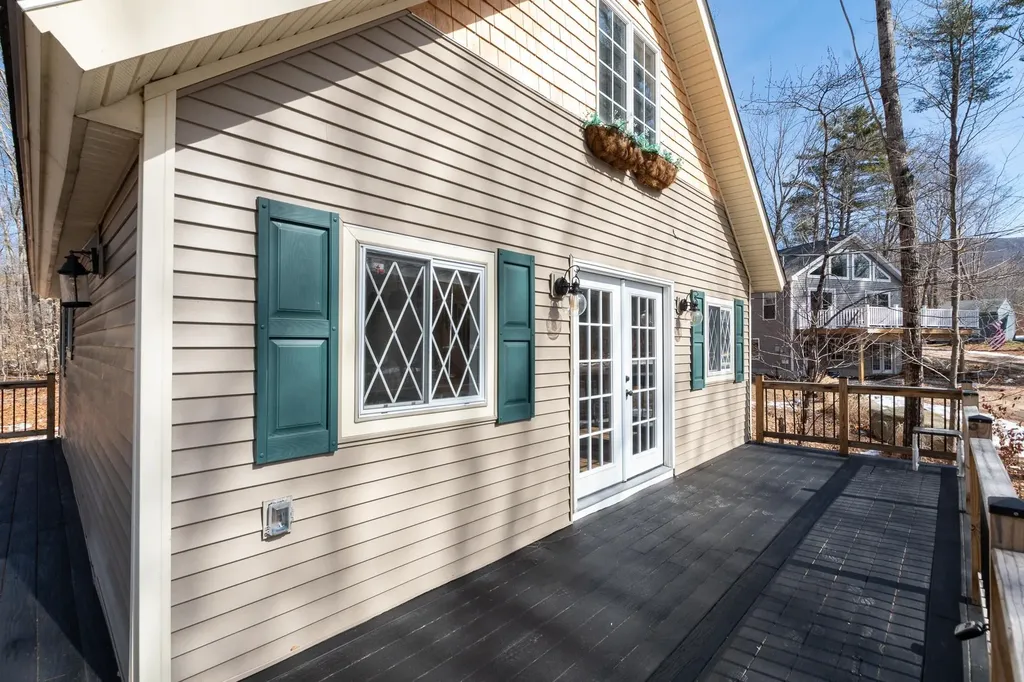 50 Mountain View Drive Moultonborough NH 03254