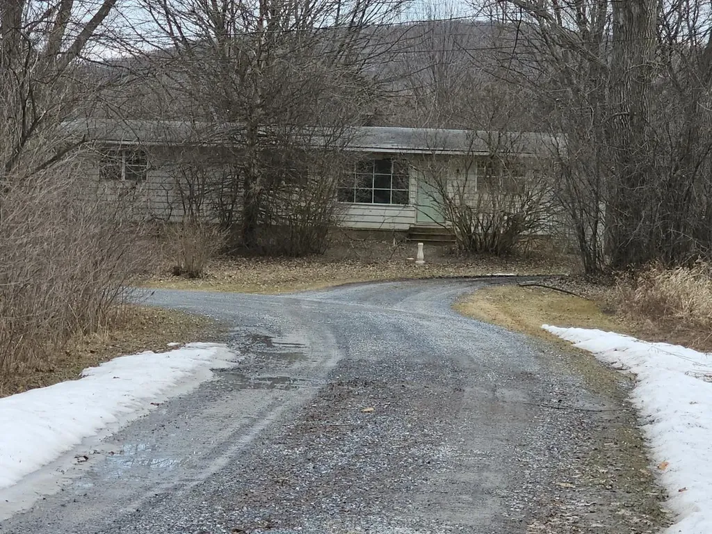 3597 Lake Road Charlotte VT 05445