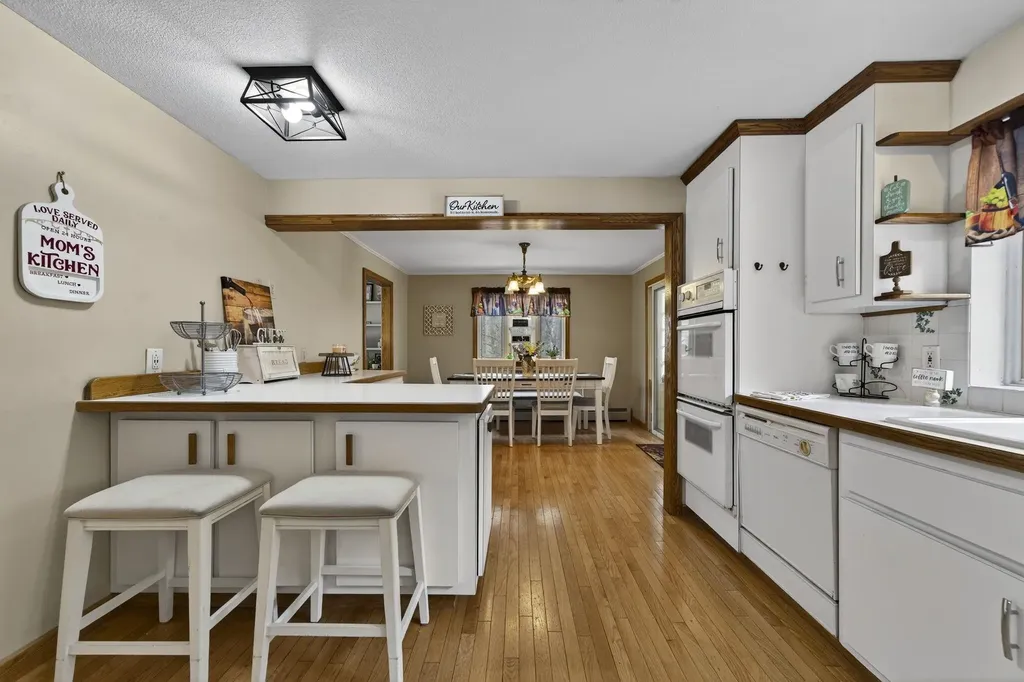 28 Spring Road Amherst NH 03031