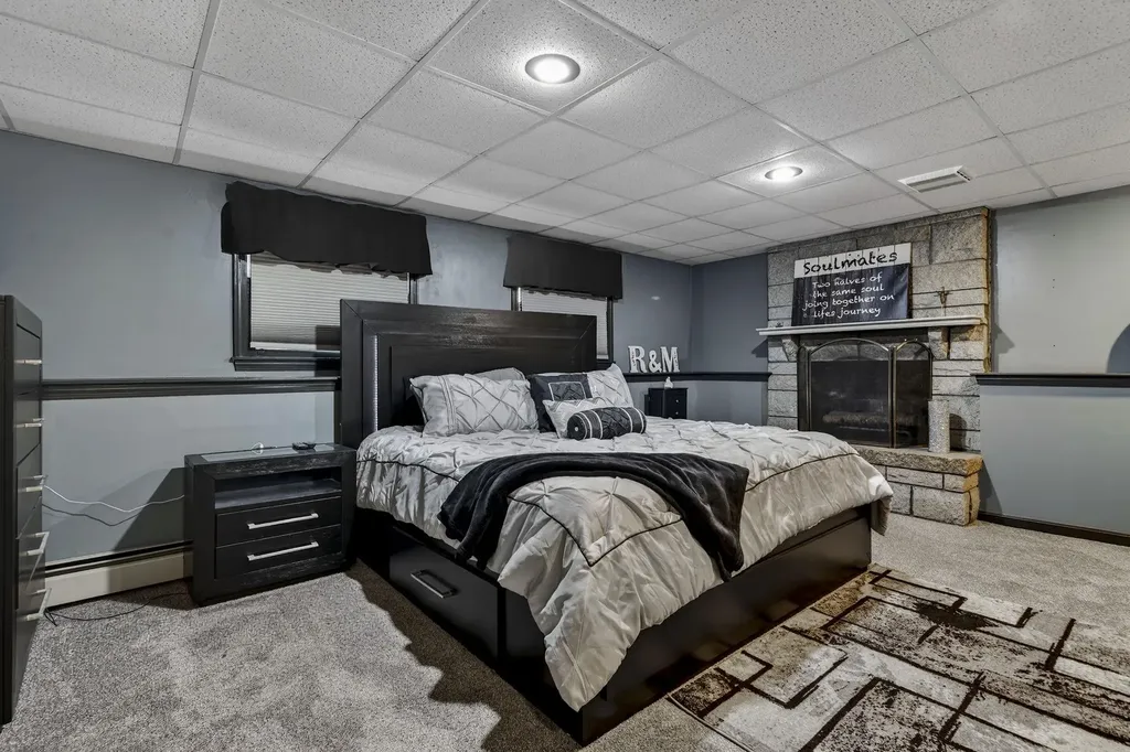 28 Spring Road Amherst NH 03031