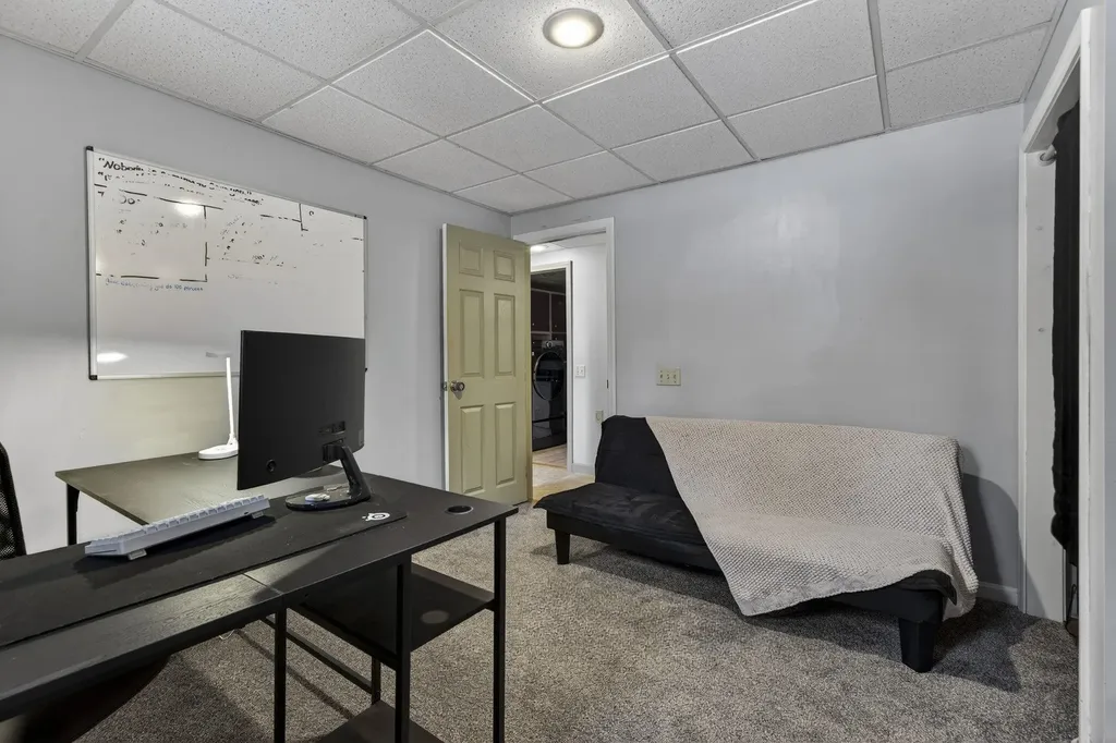 28 Spring Road Amherst NH 03031