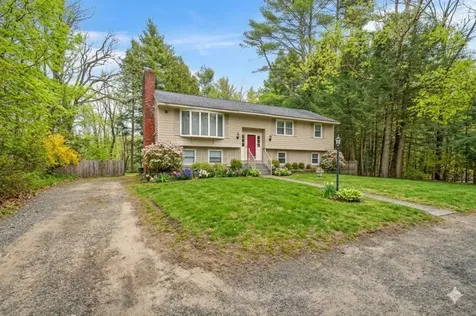 28 Spring Road Amherst NH 03031