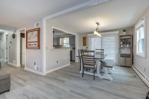 46 Stark Lane Litchfield NH 03052