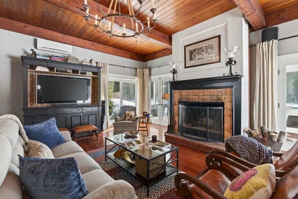 188 Kensington Road Hampton Falls NH 03844