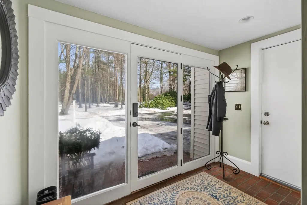 188 Kensington Road Hampton Falls NH 03844