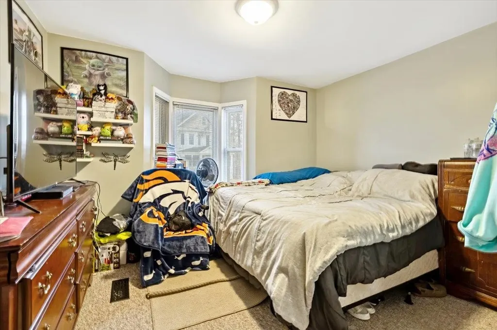8 South Elm Street St. Albans City VT 05478