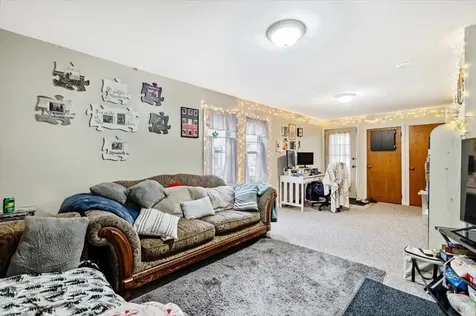 8 South Elm Street St. Albans City VT 05478