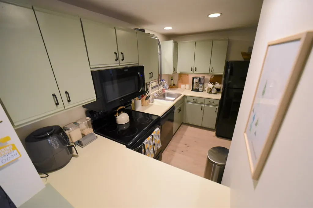 37 Alice Drive Concord NH 03303