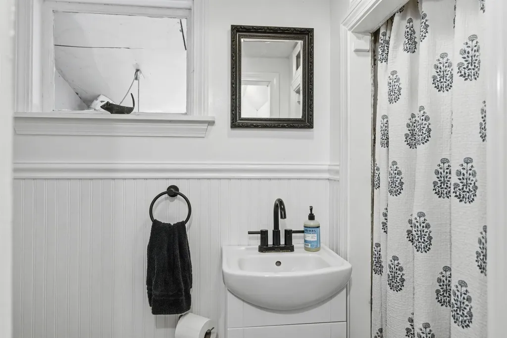 9 Forest Street Concord NH 03301