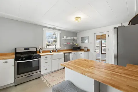 9 Forest Street Concord NH 03301