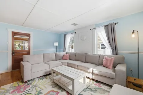 9 Forest Street Concord NH 03301